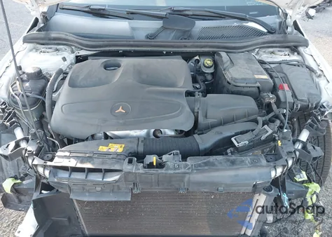 2015 Mercedes-Benz Cla 250 z USA, uszkodzony, nr VIN WDDSJ4EB4FN178244